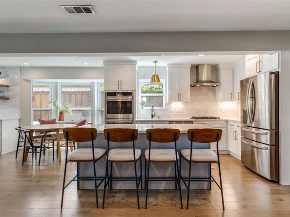 9243  Moss Farm Lane , Dallas Texas 75243