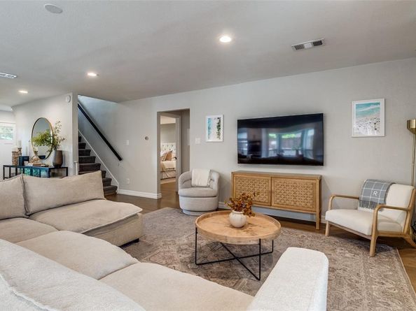 9243  Moss Farm Lane , Dallas Texas 75243