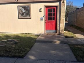 Undisclosed Address #21035891, Dallas Texas 75220