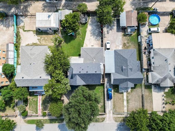614  Winston Street , Dallas Texas 75208