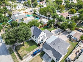 614  Winston Street , Dallas Texas 75208