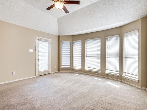 6804  Glen Dale Drive , Arlington Texas 76017