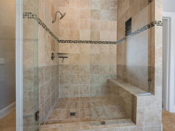 5687  Southern Hills Drive , Frisco Texas 75034