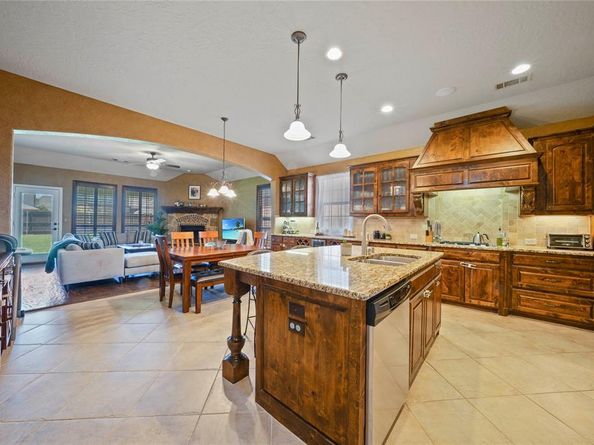 2517  Wales Way , Lewisville Texas 75056