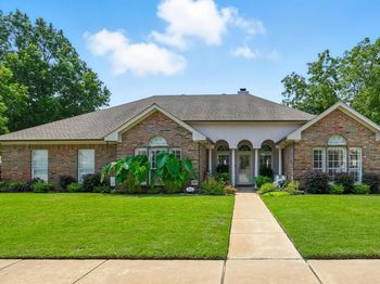 3200  Deerfield Drive 