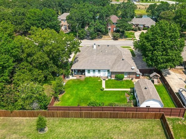 3200  Deerfield Drive , Denton Texas 76208