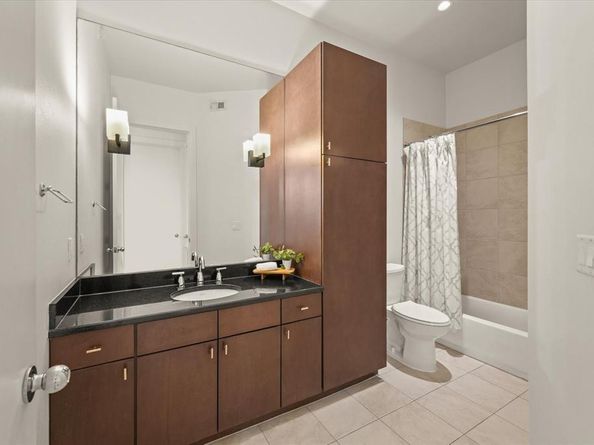 2950  Mckinney Avenue  303, Dallas Texas 75204