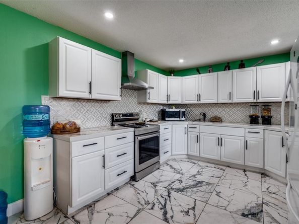 5217  Nell Street , Fort Worth Texas 76119