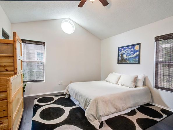 2700  Ryan Avenue , Fort Worth Texas 76110