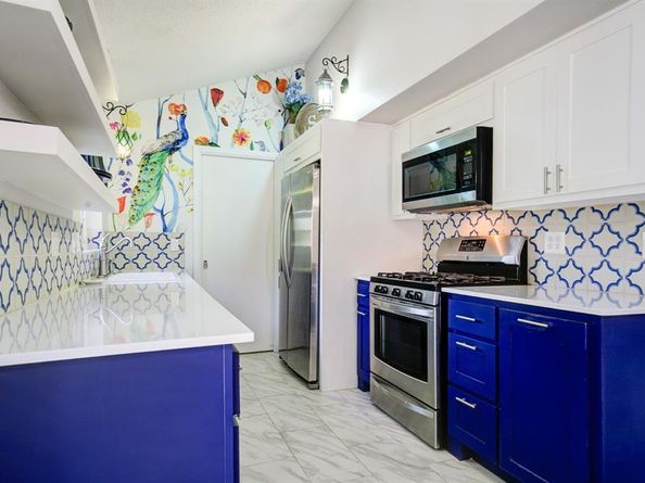 2700  Ryan Avenue , Fort Worth Texas 76110