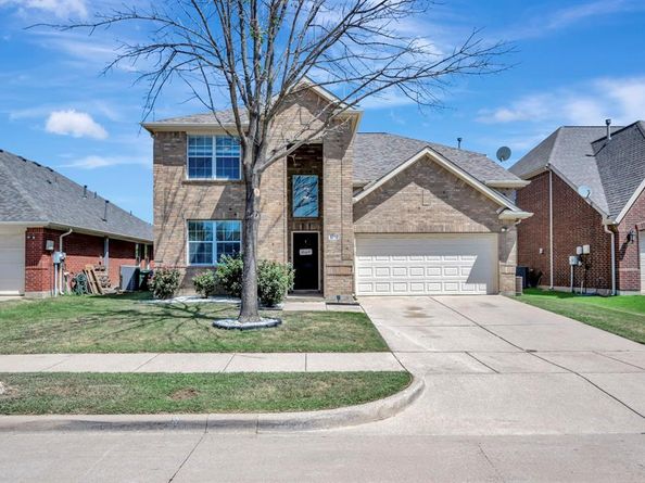 5712  Meadowglen Drive , Denton Texas 76226