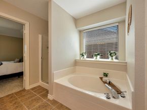 5712  Meadowglen Drive , Denton Texas 76226