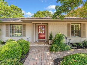 328  Ridgebriar Drive , Richardson Texas 75080