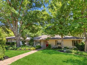 328  Ridgebriar Drive , Richardson Texas 75080