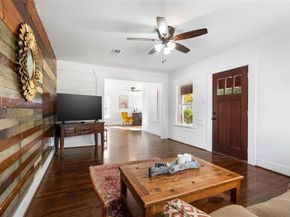 2511  Lipscomb Street , Fort Worth Texas 76110