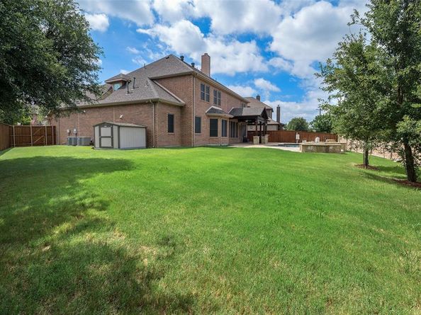 9330  Blanco Drive , Lantana Texas 76226