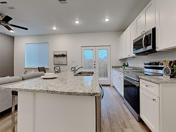1601-1602  Boxwood Lane , Forest Hill Texas 76140