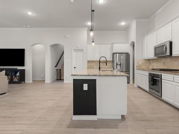 6909  Clayton Nicholas Court , Arlington Texas 76001