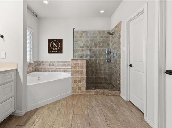 6909  Clayton Nicholas Court , Arlington Texas 76001