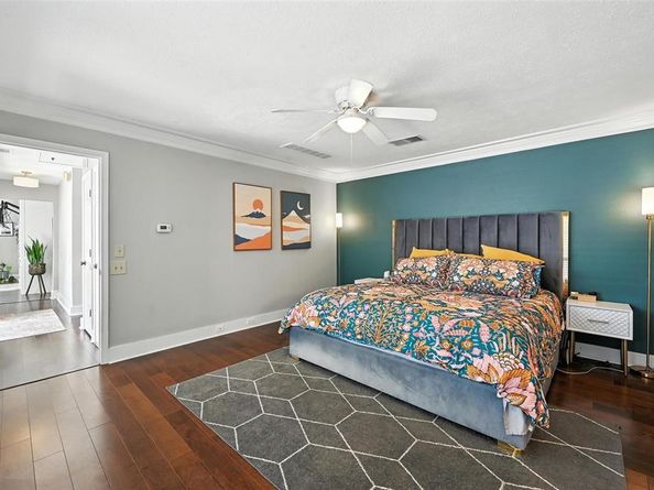 6002  Costera Lane , Dallas Texas 75248