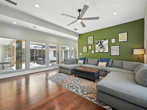 6002  Costera Lane , Dallas Texas 75248