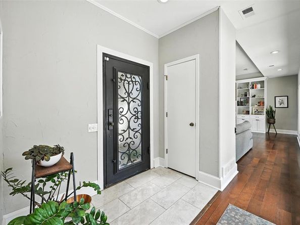 6002  Costera Lane , Dallas Texas 75248