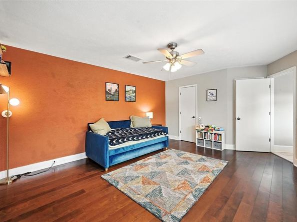 6002  Costera Lane , Dallas Texas 75248