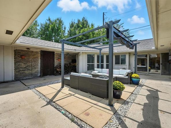 6002  Costera Lane , Dallas Texas 75248