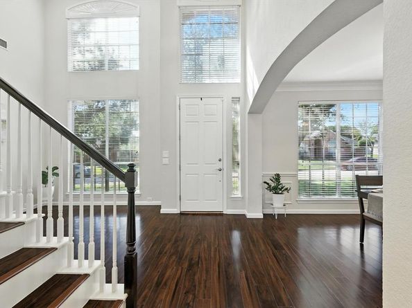 2753  Hillview Drive , Lewisville Texas 75067