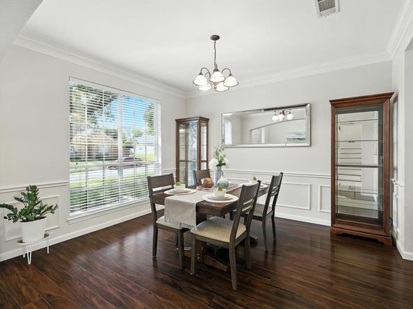 2753  Hillview Drive , Lewisville Texas 75067