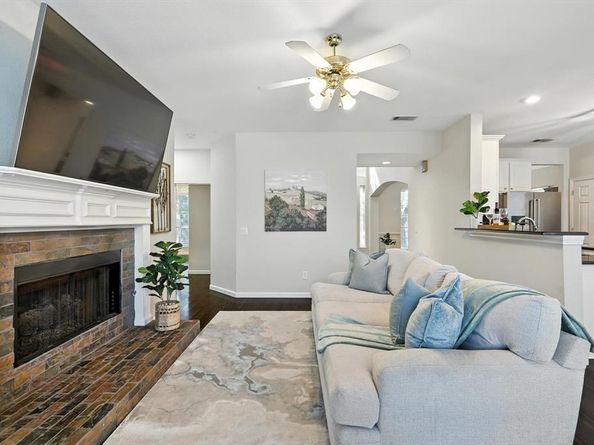 2753  Hillview Drive , Lewisville Texas 75067