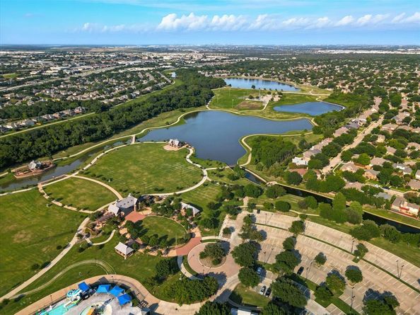 2753  Hillview Drive , Lewisville Texas 75067