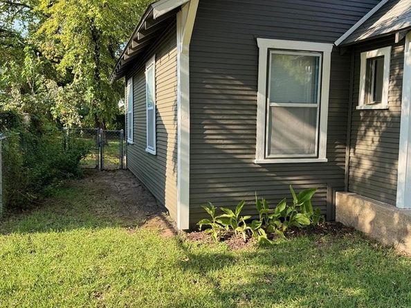 4619  Parrish Road , Haltom City Texas 76117