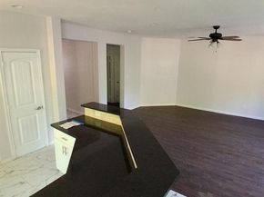 2527  Wilhurt Avenue , Dallas Texas 75216