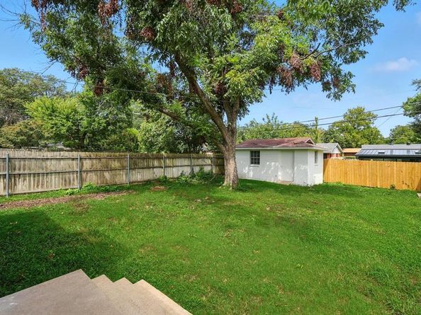 2800  Sadler Avenue , Fort Worth Texas 76133