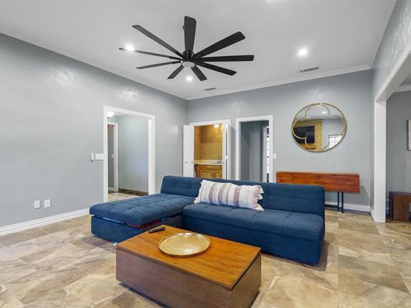 2214  Valley Mill  , Carrollton Texas 75006