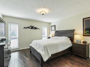 4317  Hartford Street  102, Dallas Texas 75219