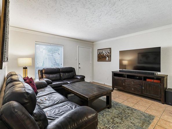 4317  Hartford Street  102, Dallas Texas 75219