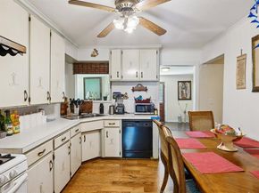 3422  Park Lane , Dallas Texas 75220