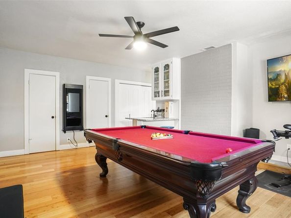 101 W Ash Lane , Euless Texas 76039