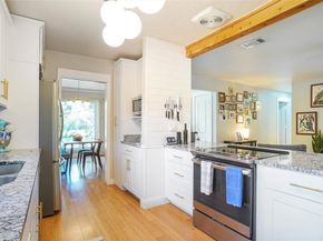 101 W Ash Lane , Euless Texas 76039