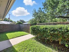1008  Forest Creek Street , Benbrook Texas 76126