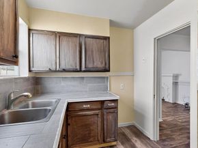 5020  Pershing Street , Dallas Texas 75206