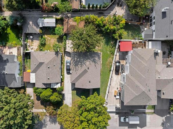 5020  Pershing Street , Dallas Texas 75206