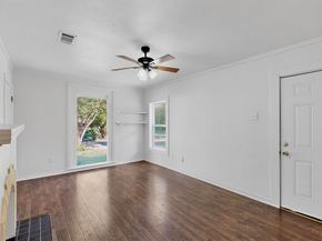 5020  Pershing Street , Dallas Texas 75206