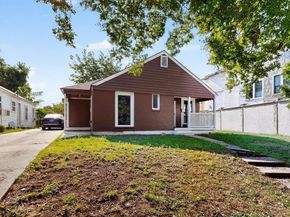 5020  Pershing Street , Dallas Texas 75206
