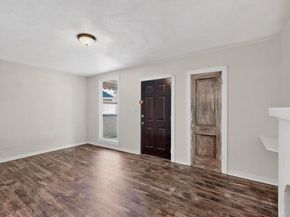 5020  Pershing Street , Dallas Texas 75206