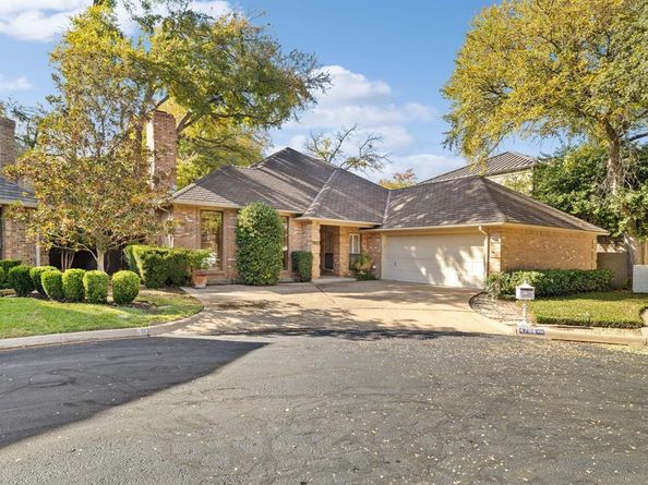 4708  Shady Ridge Court , Fort Worth Texas 76109