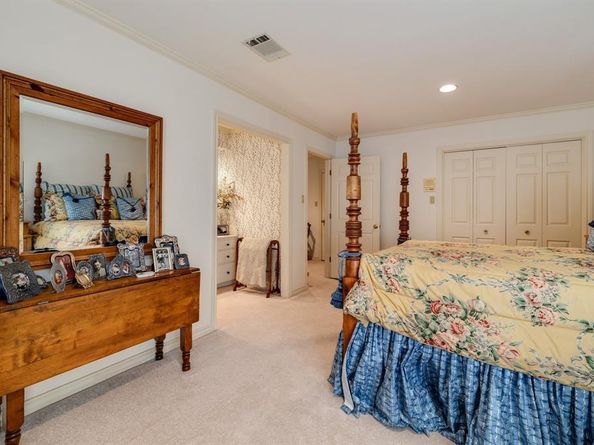 4708  Shady Ridge Court , Fort Worth Texas 76109