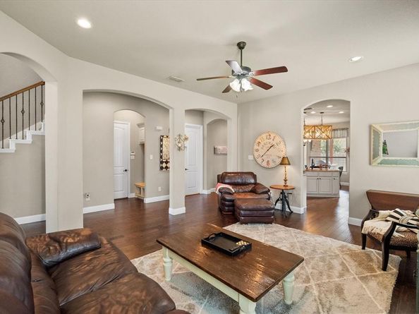 4512  Sunflower Drive , Mansfield Texas 76063